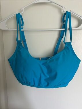Women's Bright Teal swim top